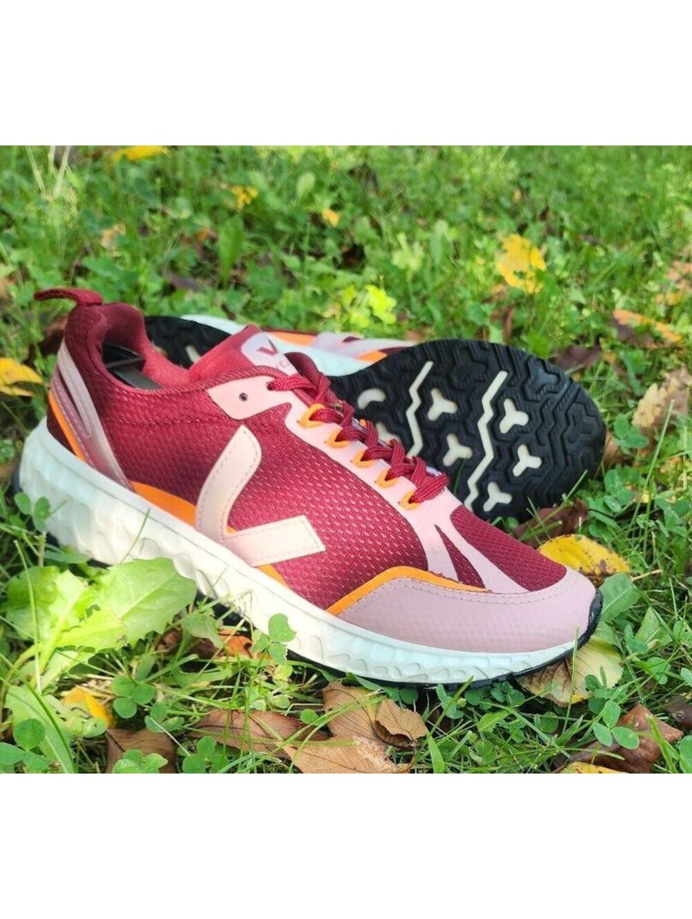 Size 7 - Women's Veja Condor Mesh Grenat Dhalia Running Sneakers - Picture 4 of 9